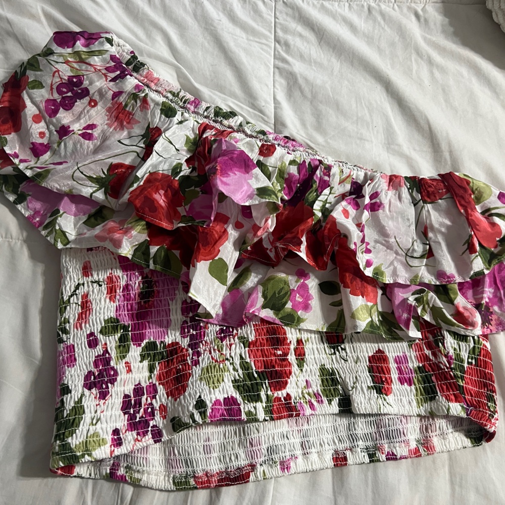 Abercrombie & Fitch White Floral Off-Shoulder Ruffle Top